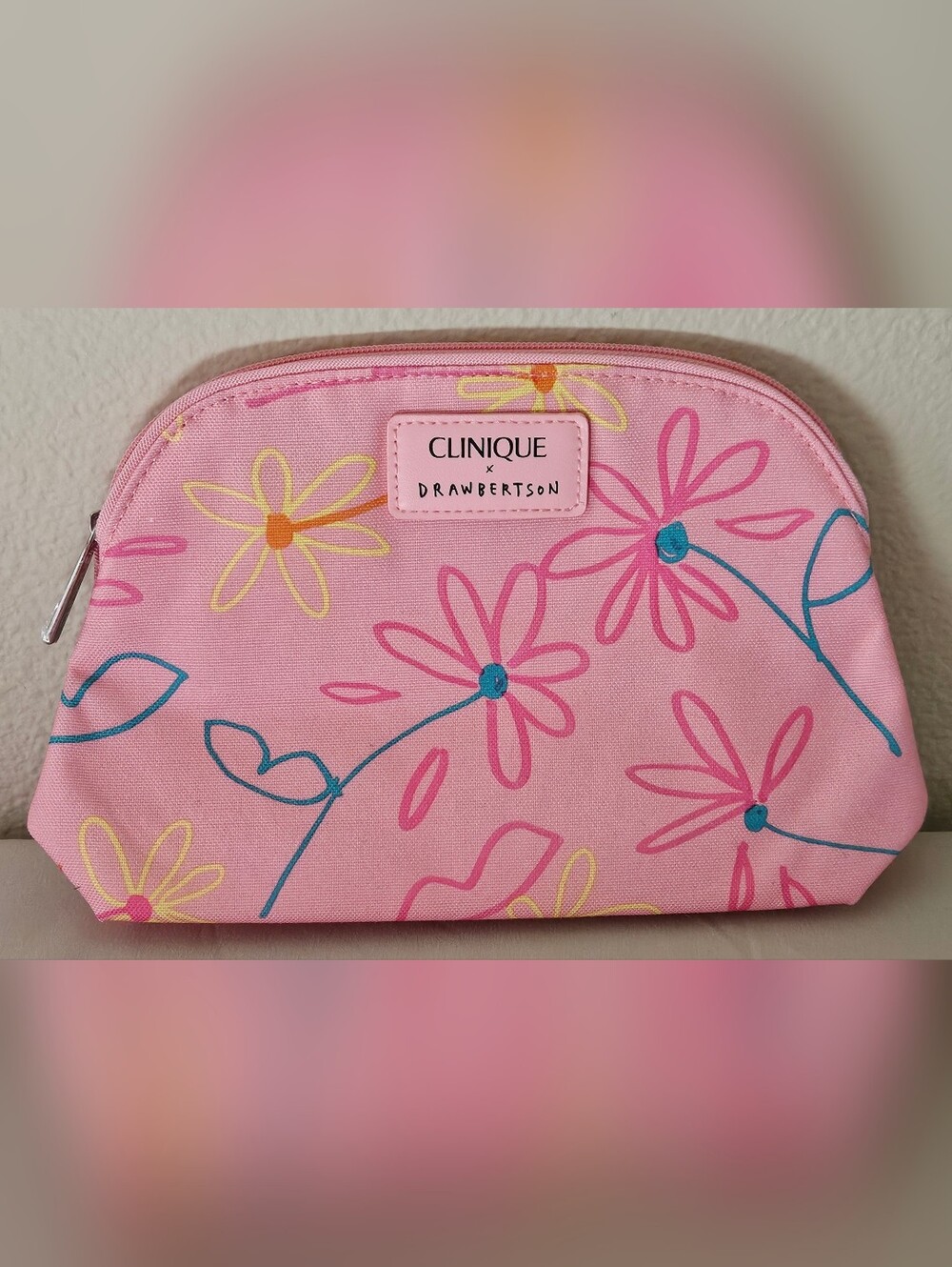 Clinique x Drawbertson Pink Floral Cosmetic Bag NWOT Makeup Pouch Travel Case